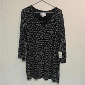 Prescott Black and White Geometric Women's Top